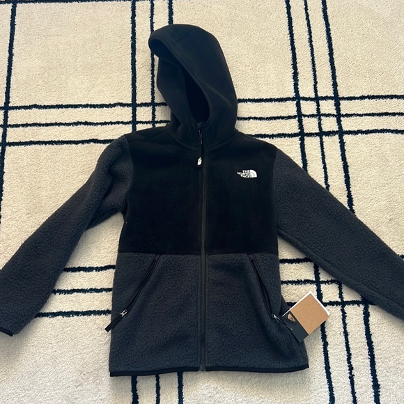New with tags North Face coat